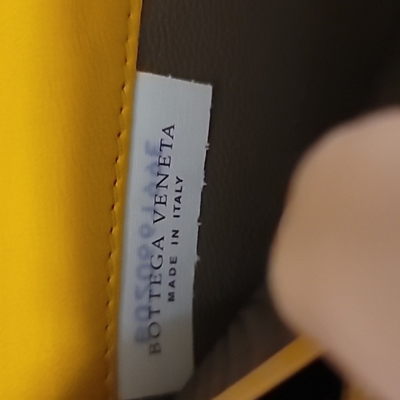 - Bottega Veneta yellow Zippy wallet - Picture 7 of 7